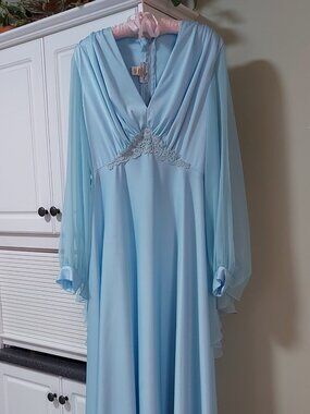 Vintage 1980s Emma Domb Size 14 - Aqua Formal Gown - with cape